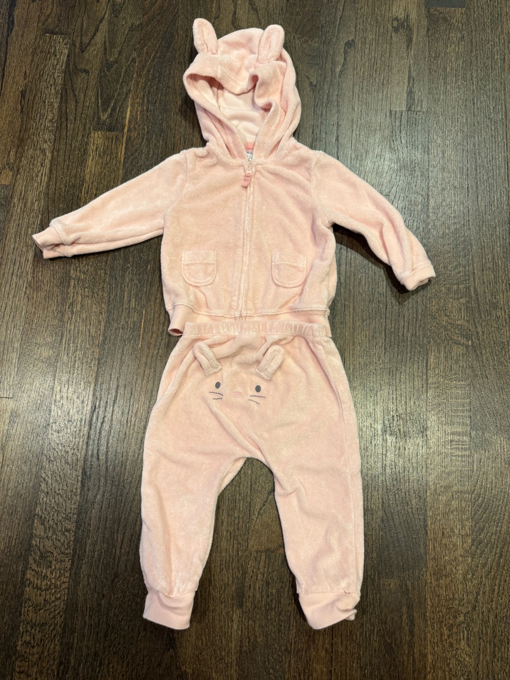 Carters terry baby outfit size 12 months - Picture 1 of 4